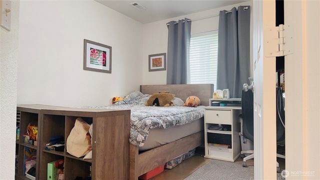 5807 S Firdinand Street, Tacoma, WA 98409