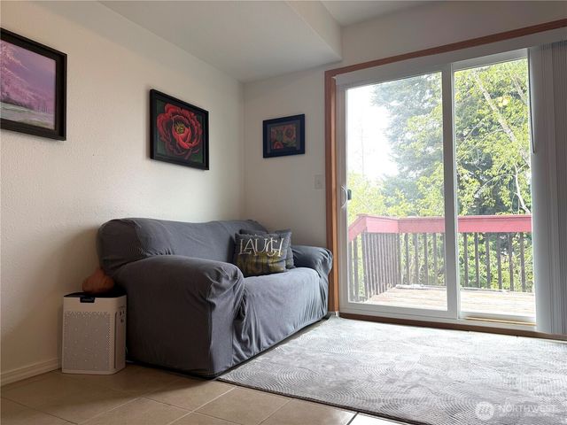 5807 S Firdinand Street, Tacoma, WA 98409