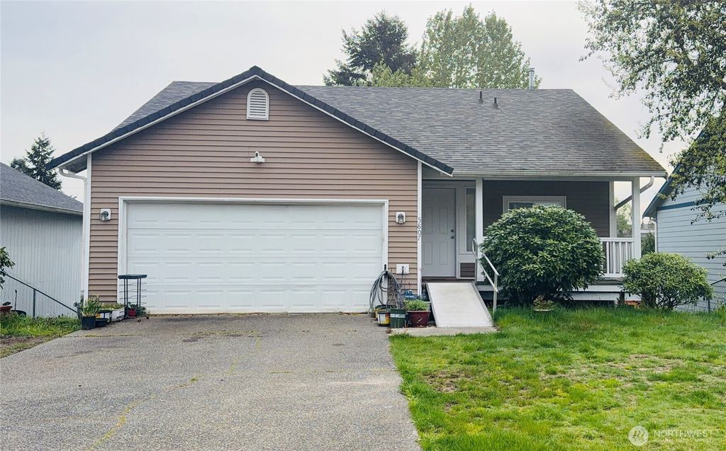 5807 S Firdinand Street, Tacoma, WA 98409