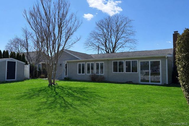 21 Tarpon Road, East Quogue, NY 11942