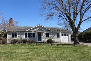 21 Tarpon Road, East Quogue, NY 11942