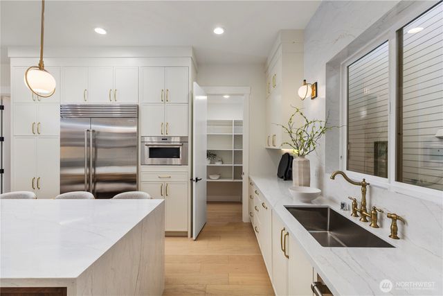 12922 NE 104th Street, Kirkland, WA 98033