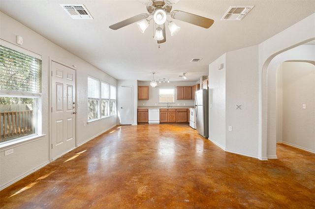 7101 Thannas WAY, Austin, TX 78744