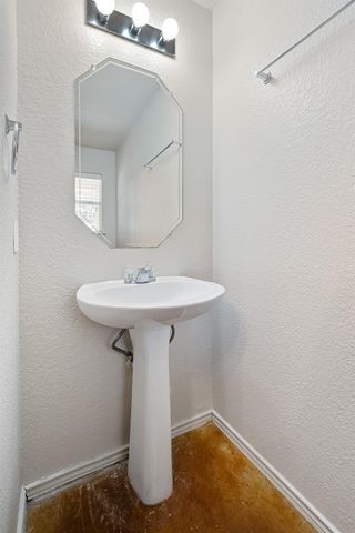 7101 Thannas WAY, Austin, TX 78744