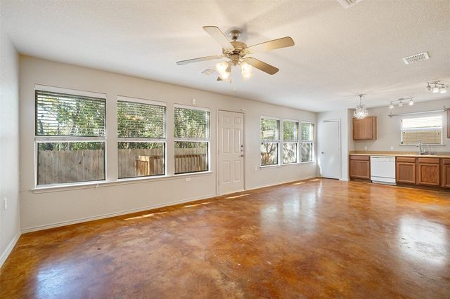 7101 Thannas WAY, Austin, TX 78744