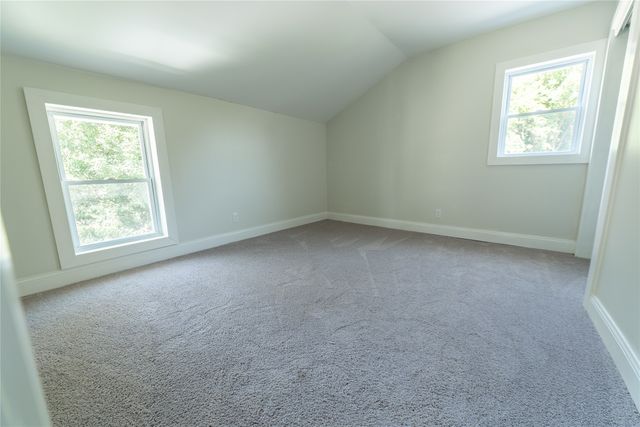 211 WALNUT Street, Erie, PA 16507