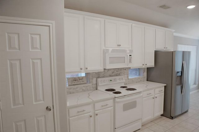 18523 Half Moon Trail, Humble, TX 77346