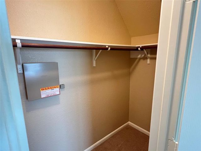 9515 Lower Ridgeway, Houston, TX 77075