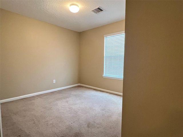 9515 Lower Ridgeway, Houston, TX 77075