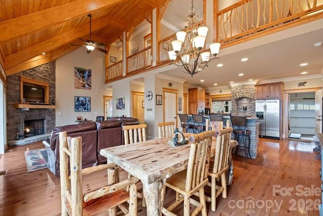 27 Indianola Lane, Bryson City, NC 28713