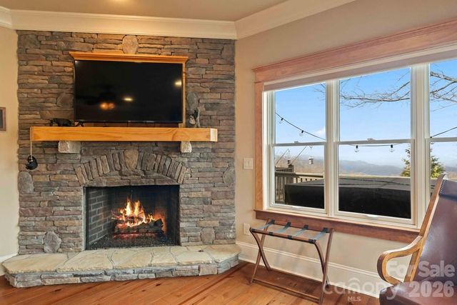 27 Indianola Lane, Bryson City, NC 28713