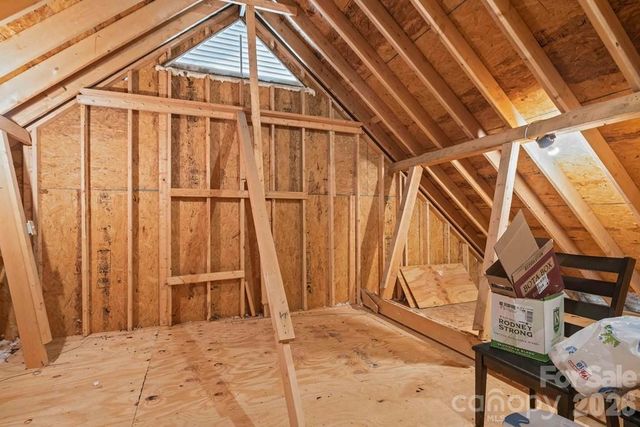 27 Indianola Lane, Bryson City, NC 28713