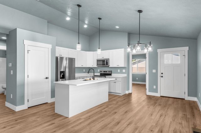2109 N Sipple Rd, Spokane Valley, WA 99212