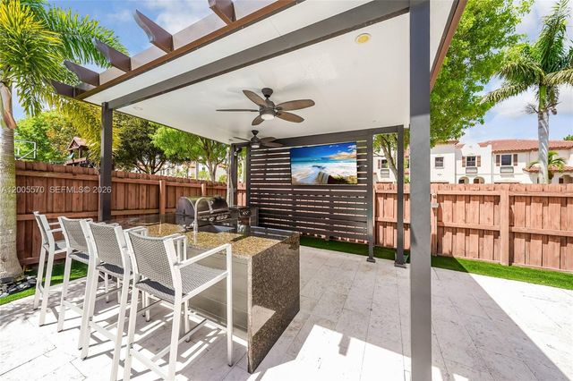 15294 SW 173rd St, Miami, FL 33187