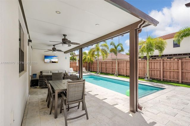 15294 SW 173rd St, Miami, FL 33187