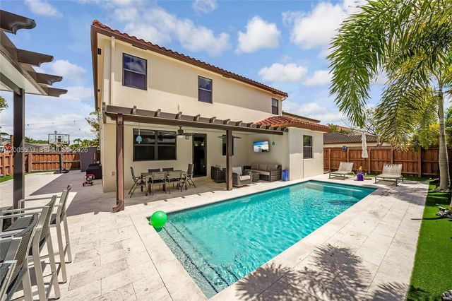 15294 SW 173rd St, Miami, FL 33187