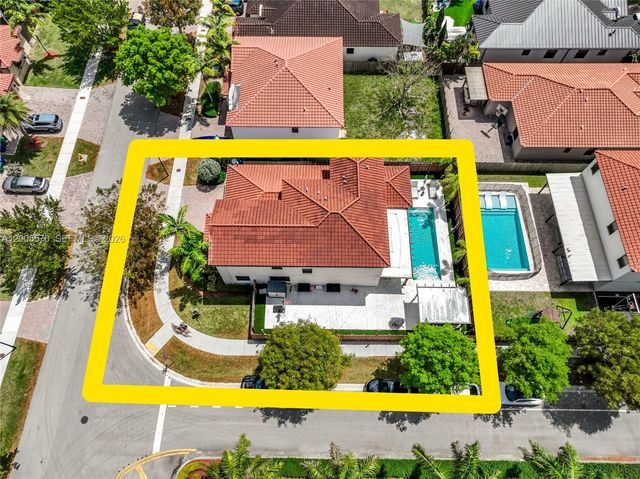 15294 SW 173rd St, Miami, FL 33187