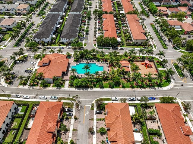 15294 SW 173rd St, Miami, FL 33187