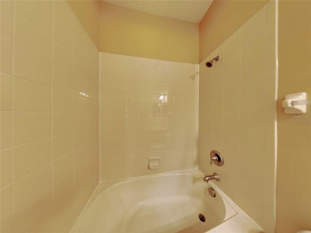 4252 HAWKSLEY PLACE, Wesley Chapel, FL 33545