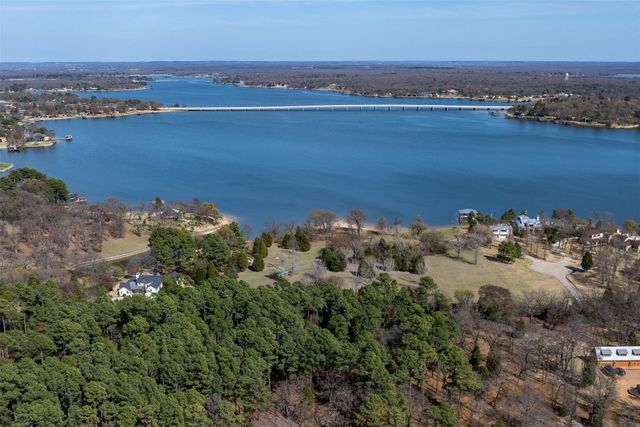 5660 Deerfield Lane, Mabank, TX 75156