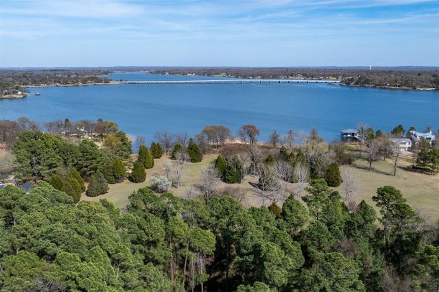 5660 Deerfield Lane, Mabank, TX 75156