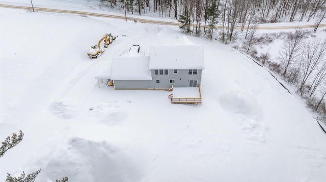 11 Nash Lane, Epsom, NH 03234