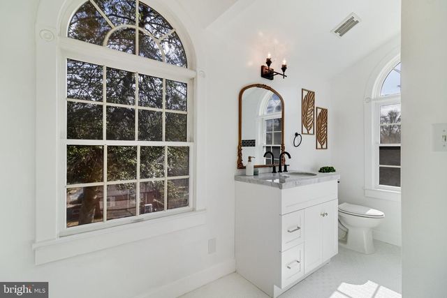 9316 CROOM RD, Upper Marlboro, MD 20772