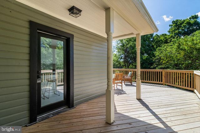 9316 CROOM RD, Upper Marlboro, MD 20772