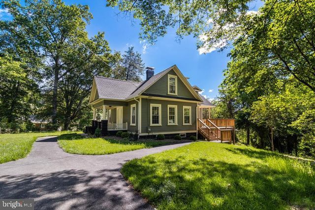 9316 CROOM RD, Upper Marlboro, MD 20772