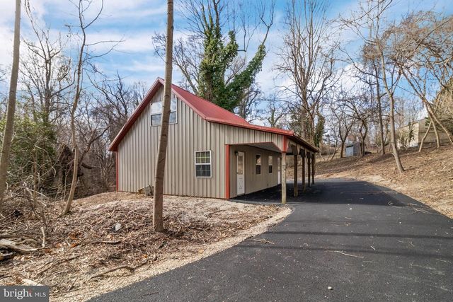 9316 CROOM RD, Upper Marlboro, MD 20772