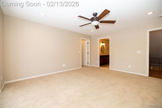 6056 Lochmore Drive 49, Commerce Twp, MI 48382