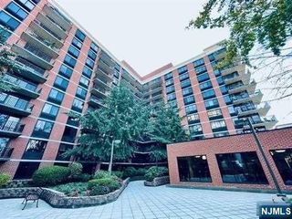 700 Grove Street, Jersey City, NJ 07310