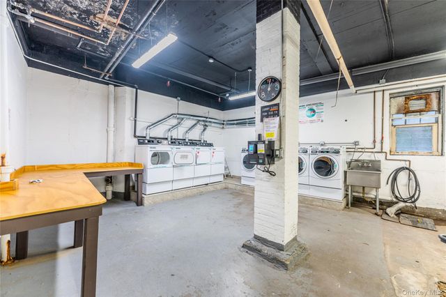 136-05 Sanford Avenue 3A, Flushing, NY 11355