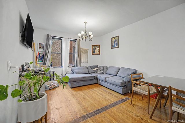 136-05 Sanford Avenue 3A, Flushing, NY 11355