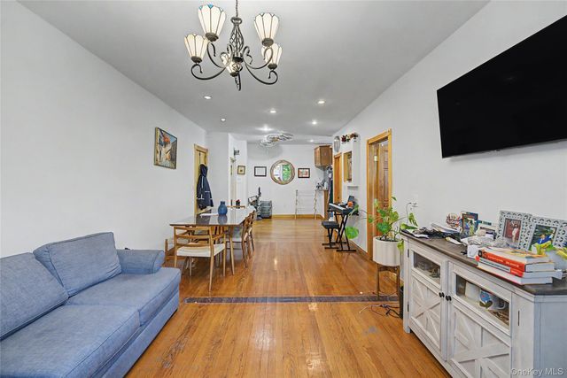136-05 Sanford Avenue 3A, Flushing, NY 11355