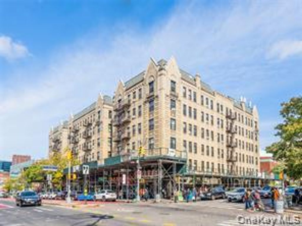 136-05 Sanford Avenue 3A, Flushing, NY 11355