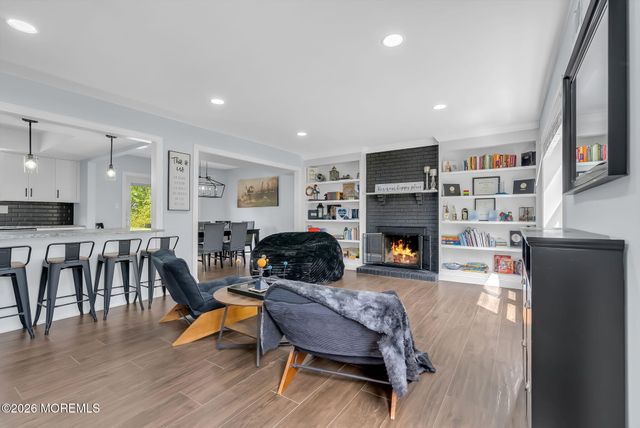 389 Kildare Drive, Toms River, NJ 08753
