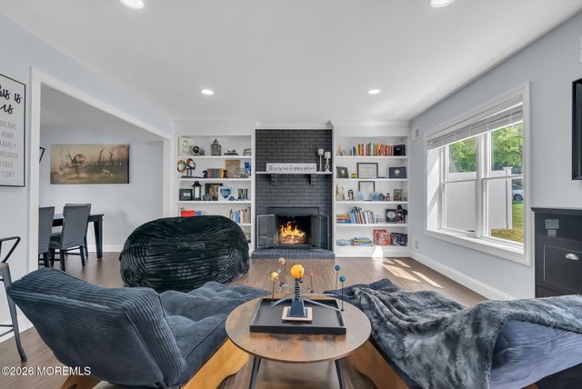 389 Kildare Drive, Toms River, NJ 08753