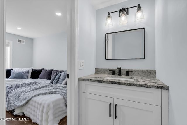 389 Kildare Drive, Toms River, NJ 08753