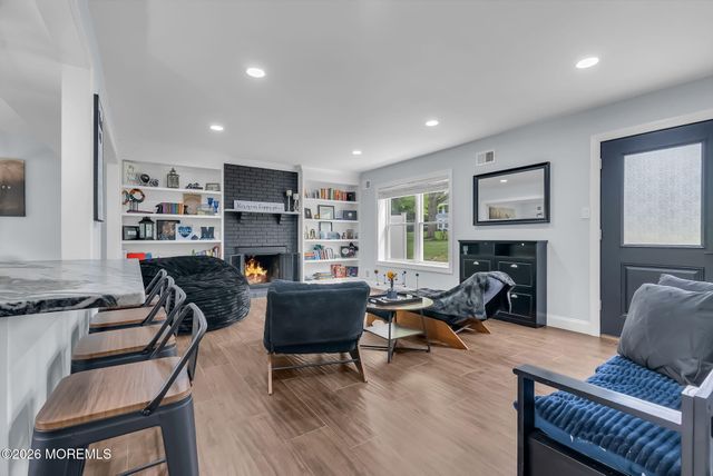 389 Kildare Drive, Toms River, NJ 08753