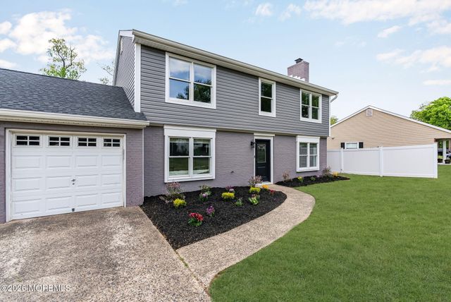 389 Kildare Drive, Toms River, NJ 08753