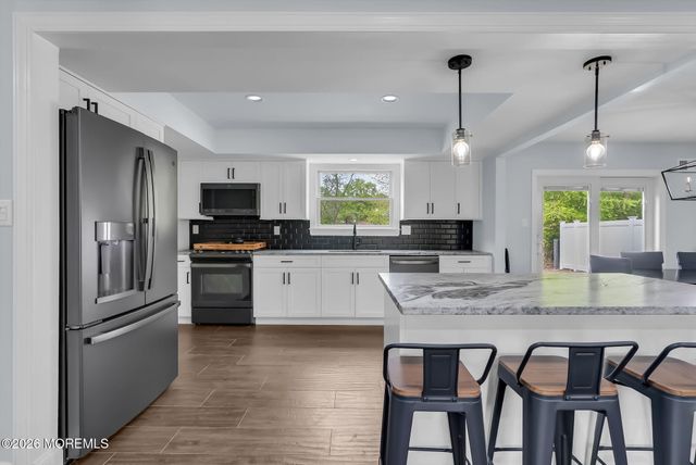 389 Kildare Drive, Toms River, NJ 08753