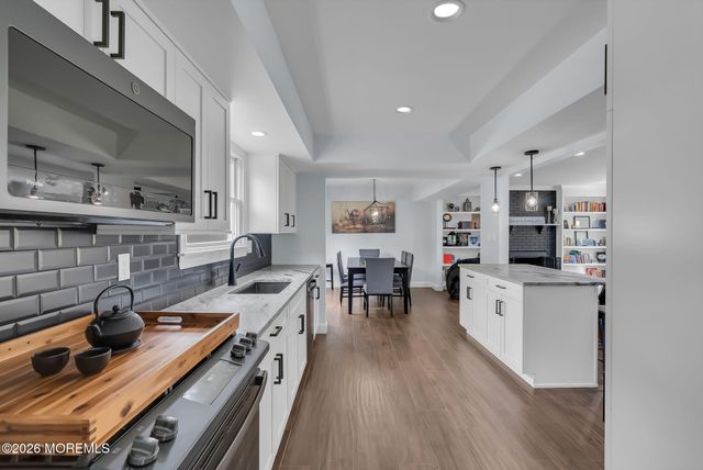 389 Kildare Drive, Toms River, NJ 08753