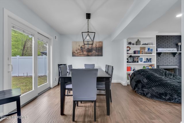 389 Kildare Drive, Toms River, NJ 08753