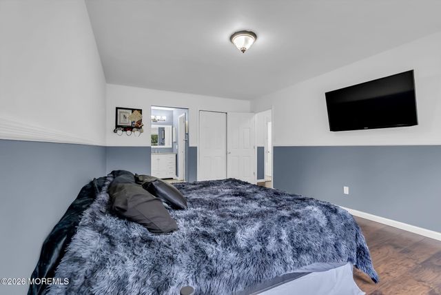 389 Kildare Drive, Toms River, NJ 08753
