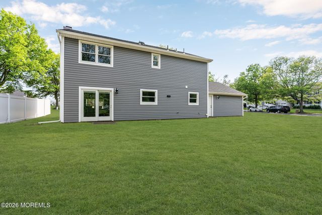 389 Kildare Drive, Toms River, NJ 08753