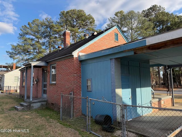 1102 Delano Avenue SW, Wilson, NC 27893