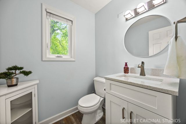 1304 Clark Street, North Aurora, IL 60542