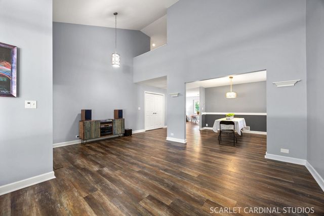 1304 Clark Street, North Aurora, IL 60542