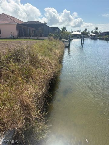 110 NW 39th AVE, Cape Coral, FL 33993